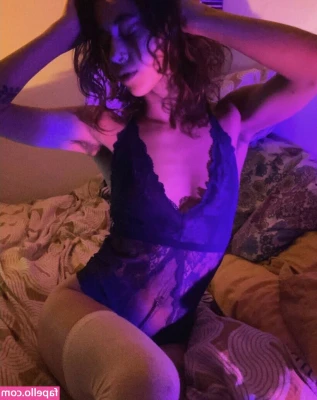 Ronni Mac [ ronni-mac ] - unas ganas de que me chirleen