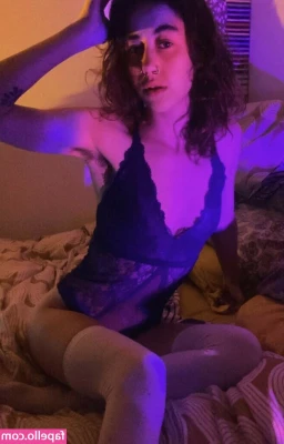 Ronni Mac [ ronni-mac ] - https onlyfans com 985652448 sapphiremoonxx