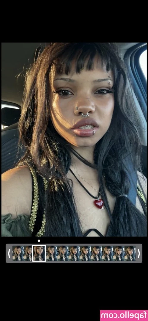 vampireloulou - Who loved my three pussy piercings  Could you cope