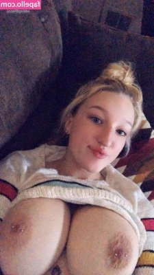 Kleora M [ kleora-m ] - Here's another "sneak peek" at my new topless video, TALKING TITS