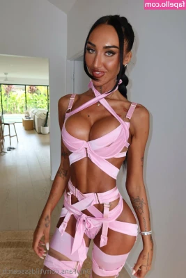 tilds_search [ tilds-search-7 ] - Can I be your dirty maid for the day? 🥵