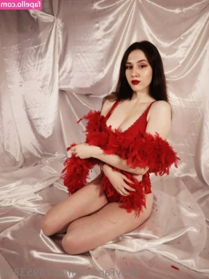 lilylong - Can t wait for it to be warmer so I can show off more skin