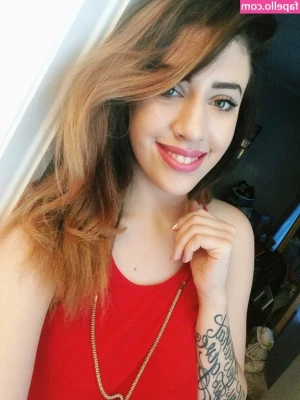 Amberxo - Heey guys! I have been so busy I’m relocating to Vancouver