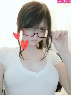 unkyndled - Swipe for my Wet Ass Pussy 💦☺