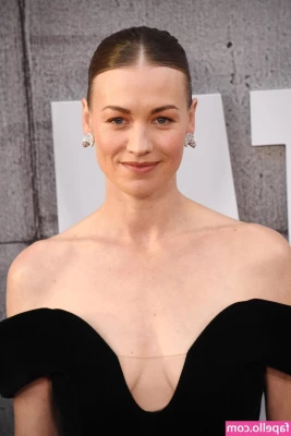 Yvonne Strahovski [ yvonne-strahovski ] - I need more cum in my ass, Daddy 🤤💦