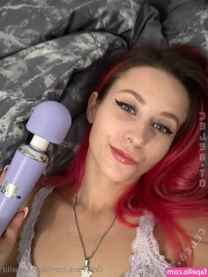diana.wild.official [ diana-wild-official-2 ] - I want your cum dripping from my mouth!