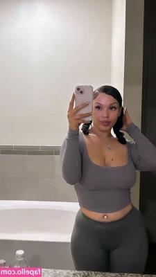 Damndashaa - Do I have any toe/feet lovers 😍🥰😘