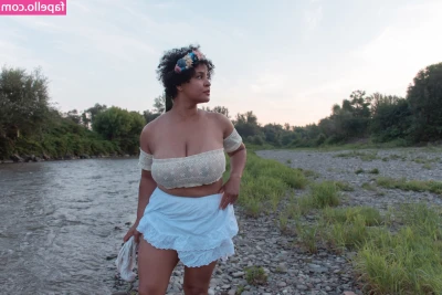 MaSKaPhotoModel - Any one want to chat hit me up 💦 cum send me tips 💋