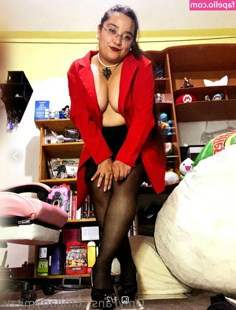 Ladymitzu - How is everyone doing tonight  Let s get it baby