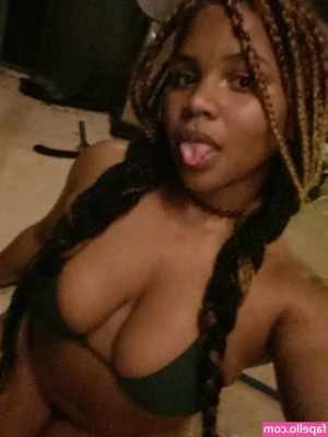 Hydrokodonee - Please come and squeeze my breasts  I need a man