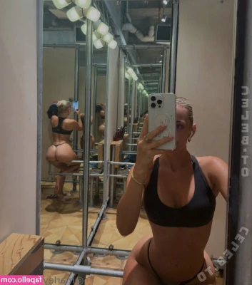 Marley Mystique [ marley-mystique-54 ] - A fantasy of mine has always been getting fucked in the office  Like
