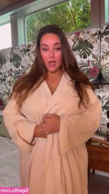 Bianca Jordan [ bianca-jordan-10 ] - You can really see my stretch marks in some of these shots part 1