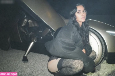 Kim Kardashian [ kim-kardashian ] - Tea time  someone really should be sucking on these toes