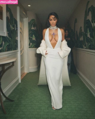 Kim Kardashian [ kim-kardashian ] - Travel sucks and I have a vagina Dr  appointment in the morning 