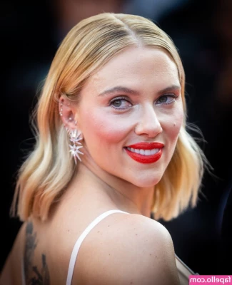 Scarlett Johansson [ scarlett-johansson ] - Mmmmm tasty part 1