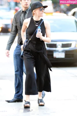 Scarlett Johansson [ scarlett-johansson ] - I’m always eager to put @mrdickyoudown dick in my mouth when he