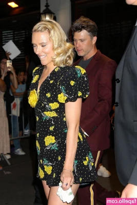 Scarlett Johansson [ scarlett-johansson ] - "Bottomless camping - Except for pantyhose" Part 2  Might sound funny