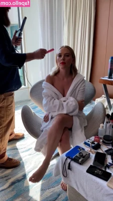 Scarlett Johansson [ scarlett-johansson ] - ❤️❤️❤️I love this outfit. Do u? part 1