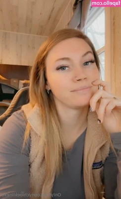 chloeklinexo - Y a t-il d’autres adeptes du bondage sur mon compte ?💋🔥