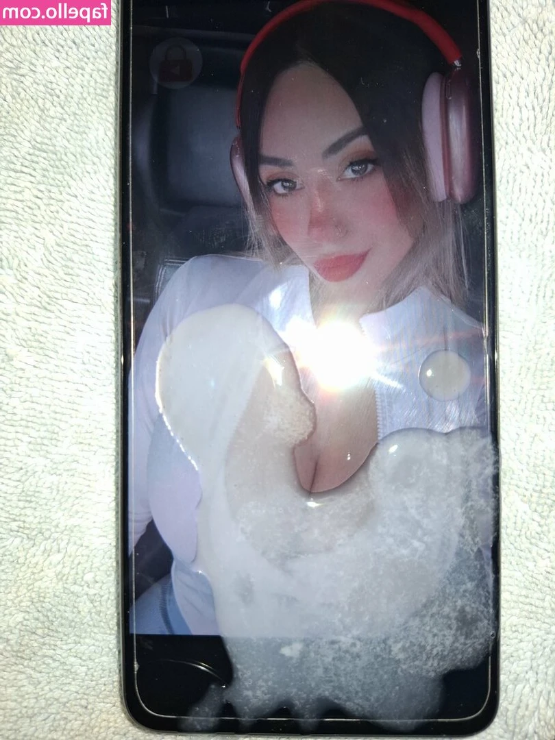 Adr Iianne [ adr-iianne ] - Going live on Chaturbate within the next five minutes - my username