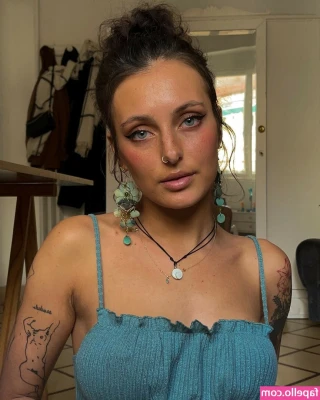 Nikita Puls [ nikita-puls ] - Hello there