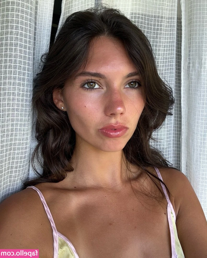 Roseannegarcia0 - It s a beautiful Monday  Here s a midday pick me up    Comment below