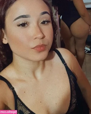 Gabih Reis [ gabih-reis ] - Feeling cheeky