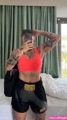 Lonymahony - You like my crack  Love to have it full of cum running down into my