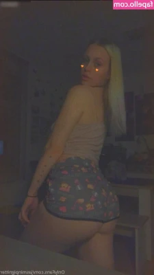 Jasmin Pignitter [ jasmin-pignitter ] - What do you want for Christmas