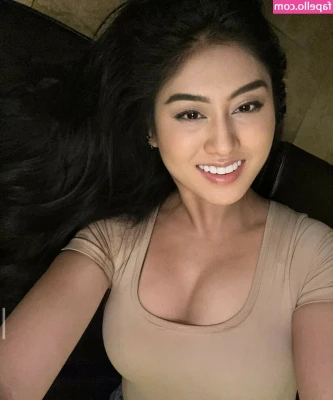 Tiarachakkaw - We ran into this cute girl at AVN and  asianhotiwfe and I invited her