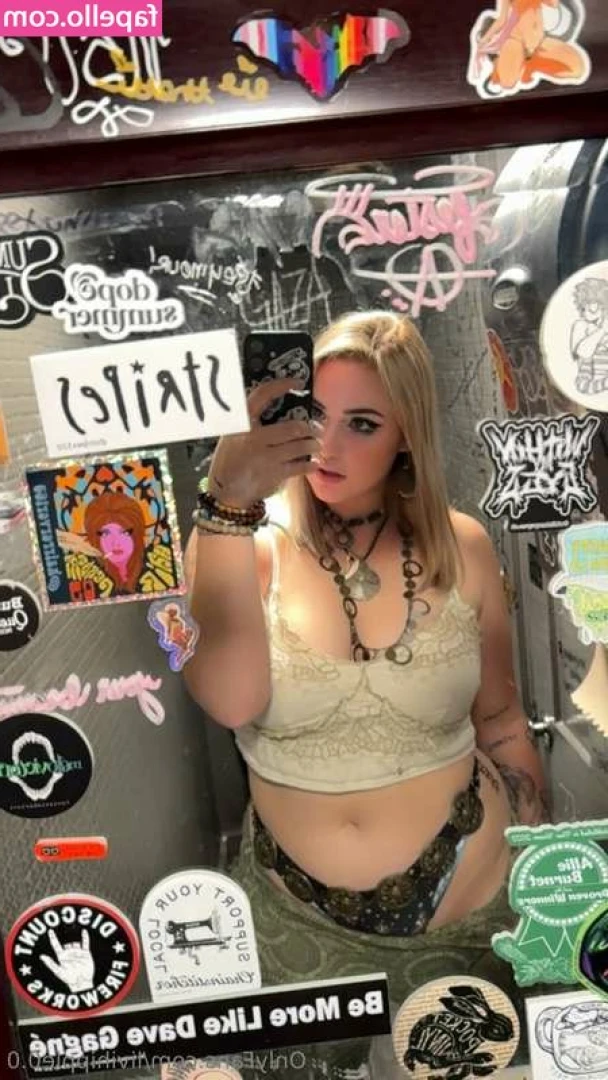 livihippie0.0 [ livihippie0-0 ] - Tantalizing you into submission so that I can get what ever I want,