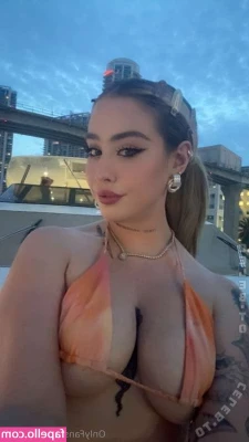 Prosexx [ prosexx-39 ] - Morning bitches! #femdom #flipped