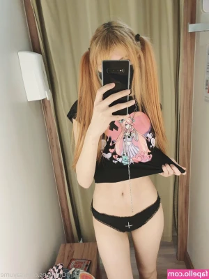 nymphetty - Hello there