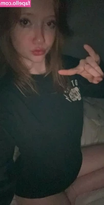 Makenna Kelly [ makenna-kelly ] - Alert wet of cum femboy due to a week of edging    Full vid will be