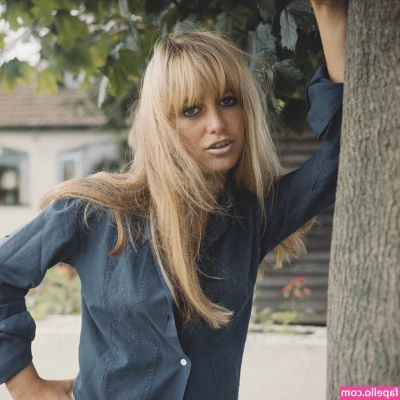 Susan George [ susan-george ] - 早安