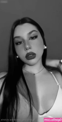 latina.victoria [ latina-victoria ] - Check your messages for a sweet set    Verifica tus mensajes para un