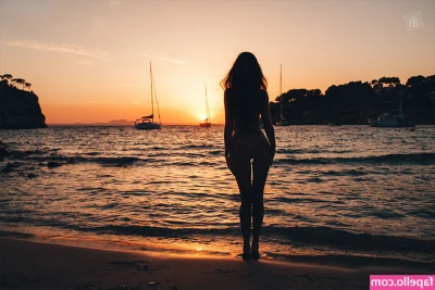 Simi Weber [ simi-weber ] - Sometimes I look at me and think to myself  yes  I d be obsessed with