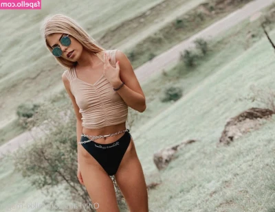 Nikki Magic - itsnikkimagicvip [ nikki-magic-itsnikkimagicvip ] - Wish you were behind me 😇