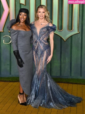Alexandra Burke [ alexandra-burke ] - Trying out some new angles