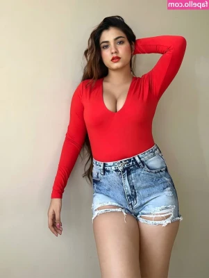Kanak Mishra [ kanak-mishra ] - Does my babe prefer …. 💭💕