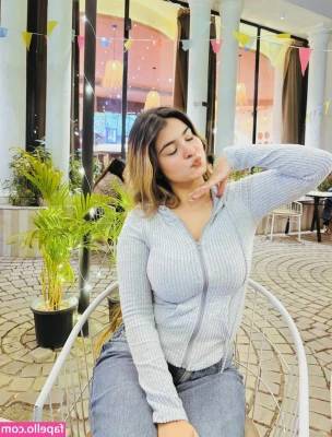 Kanak Mishra [ kanak-mishra ] - Morning ….shake it shake it🛑