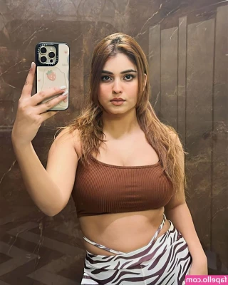 Kanak Mishra [ kanak-mishra ] - CRAZY Side Boob     Side  Front  Top  Bottom   amp  Str8 Up BARE Boob