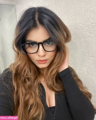 Kanak Mishra [ kanak-mishra ] - I need to start going to the gym so I can build a fatter ass