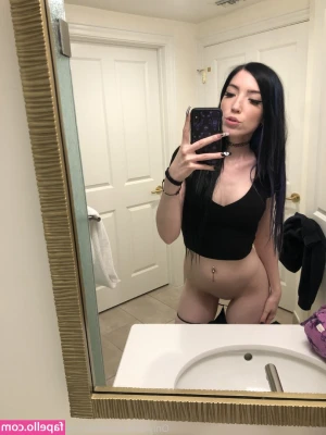 blackhairporcelainskin - A tribute is a tribute  A remake is a remake    notthesame