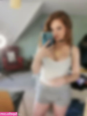 carlyraesummers - It s Friday  I hope you have a great weekend