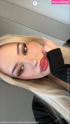 Denise.mski [ denise-mski-3 ] - Be around later 😛 have to go back out for a shoot now