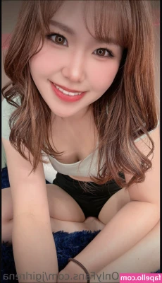 jgirlrena - Look at my Soft Body 😍