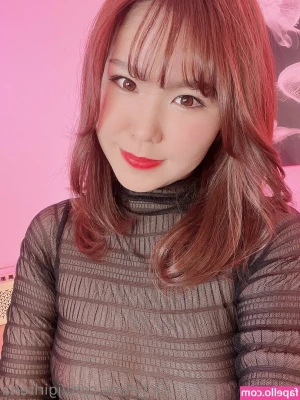 jgirlrena - kiss  Suck  Or spank  Tell me yours