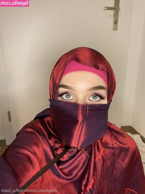 Fareeha Bakir [ fareeha-bakir ] - I’ll take some new pussy pics after shes groomed , she needs to