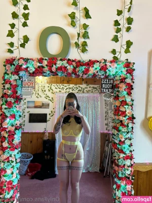 myce4 - No one has shown me love in awhile  Who would like to see me continue